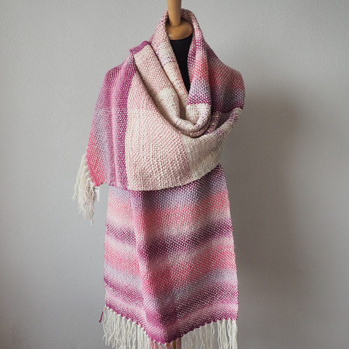 Malinová smetana - ručně tkaný maxišál / pléd — foto 4