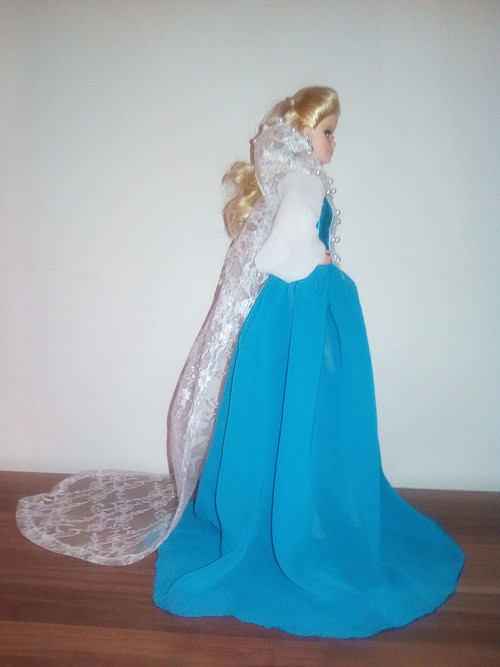 Večernice - šaty pro Barbie — foto 3
