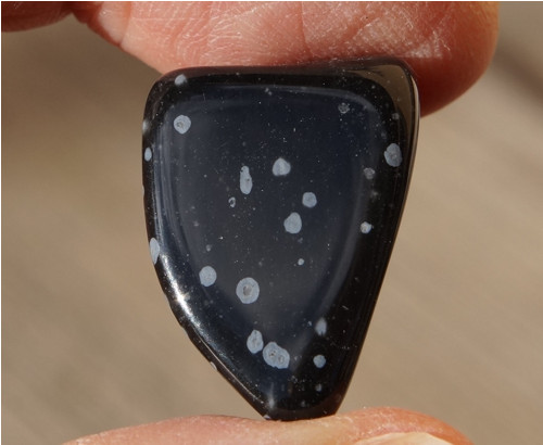 Obsidián sněžný (23 mm) J450 — foto 2