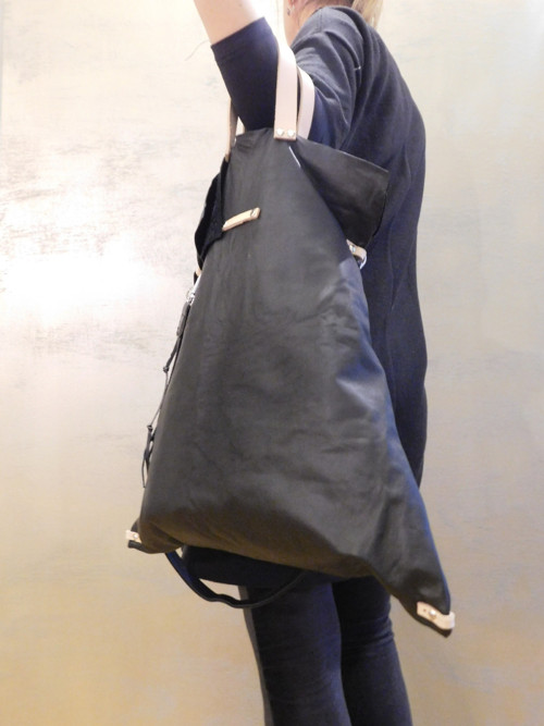Kožený crossbag-batoh — foto 5