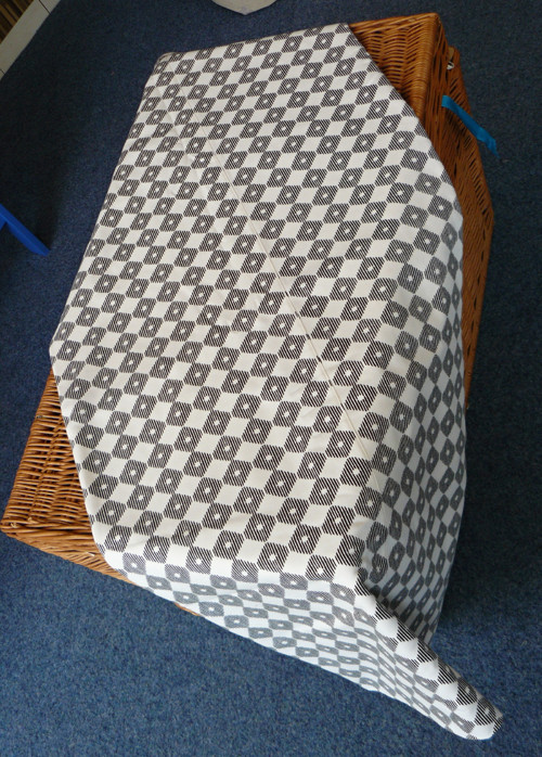 Přehoz na postel - černobílý geo 230 x 250cm — foto 3