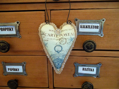 Se starožitným nitěným knoflíčkem .... — foto 2