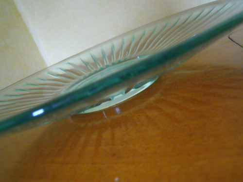 Mísa ze zeleného lisovaného skla. — foto 3