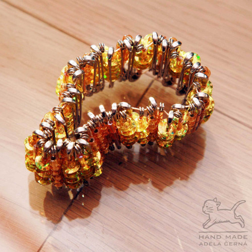 Pin gold — foto 3