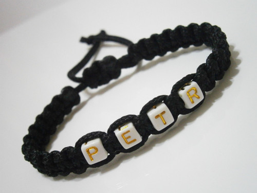 Náramek s textem - na přání (macramé) — foto 5