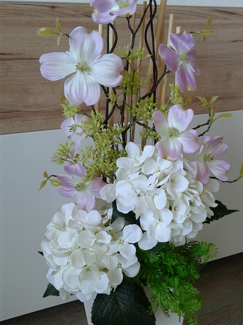 Vysoká jarní dekorace II — foto 3