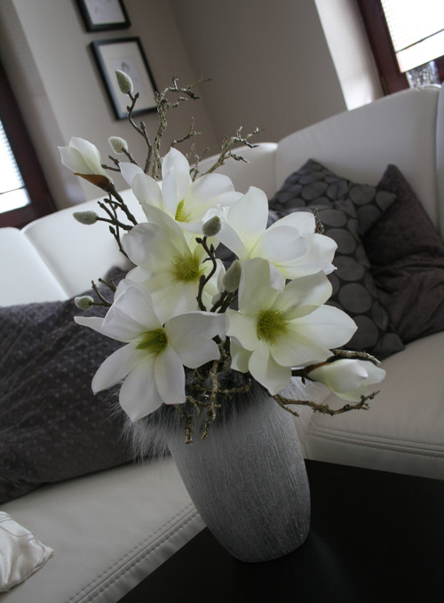 Váza s magnoliemi — foto 2