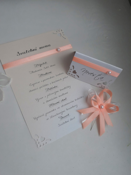 Třpytivé svatební menu — foto 3