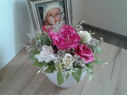 Celoroční dekorace -eustoma a růže — foto 4