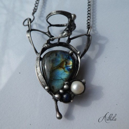 Amfora - labradorit, říční perla, lapis lazuli — foto 2