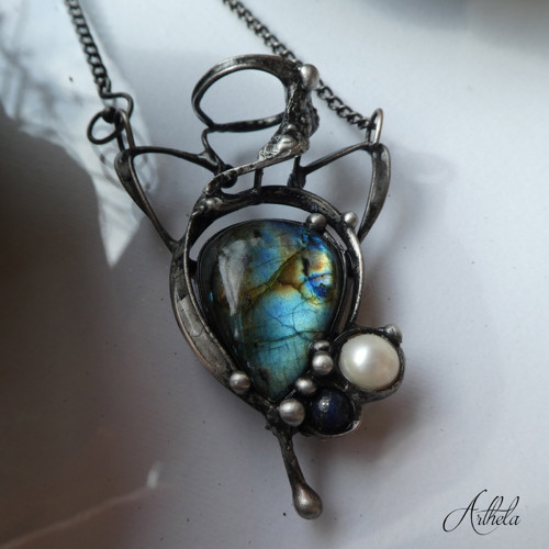 Amfora - labradorit, říční perla, lapis lazuli — foto 4