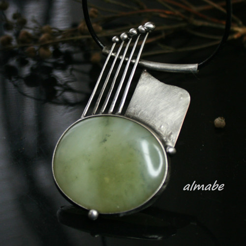 Geometrie (jadeit) — foto 3