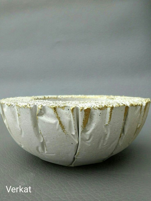 Betonový květináč — foto 2