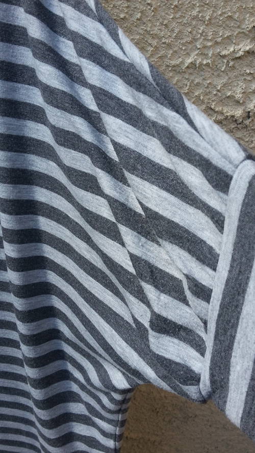 Do jara z vesela, oversized triko — foto 3