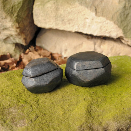 BLACK & BLACK - RAKU dóza kameň — foto 5