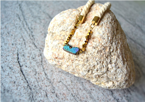 Náhrdelník Golden Pyramide Rope Titanium — foto 2