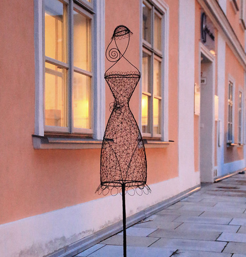 Společnice... drátovaná. — foto 4
