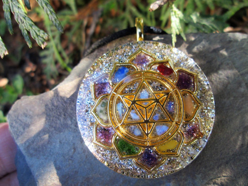 Org. šperk ,, Sri Yantra v čakrách " — foto 3
