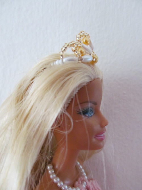 Čelenka pro Barbie - zlatá — foto 3