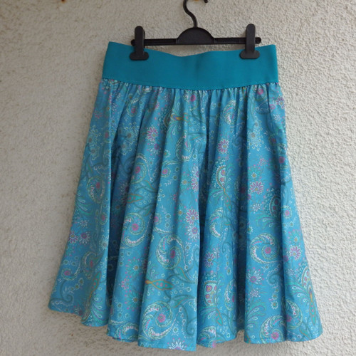 Opravdická kolová, modré paisley — foto 2