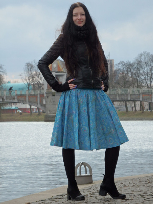 Opravdická kolová, modré paisley — foto 4