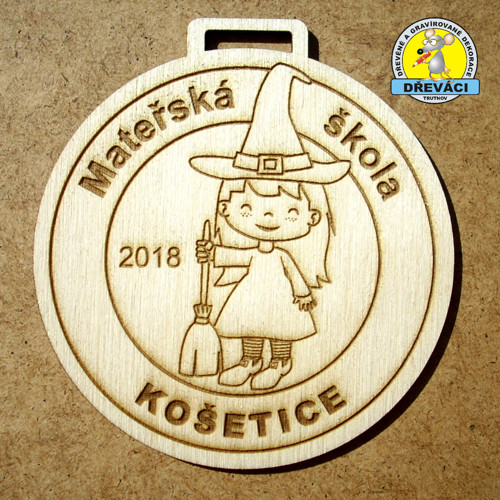 Dřevěná MEDAILE Košetice 2018 - čarodějnice — foto 2