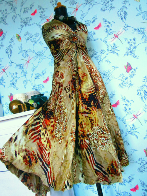 Hedvábné vintage šaty Afrika — foto 4