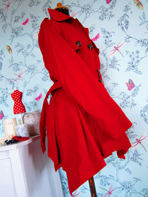Trenčkot retro red — foto 2