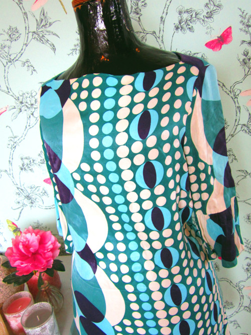 Šaty retro dots — foto 3