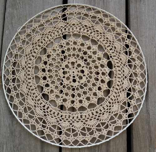 Krajka do lapače č 2 / 33 cm, béžová — foto 4