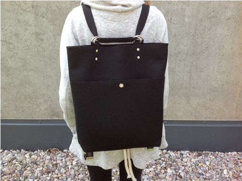 Black backpack — foto 2