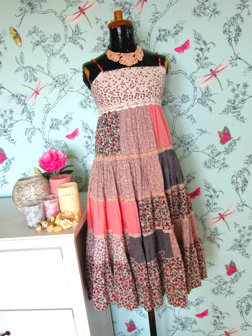 Šaty patchwork parádní dívčí — foto 2