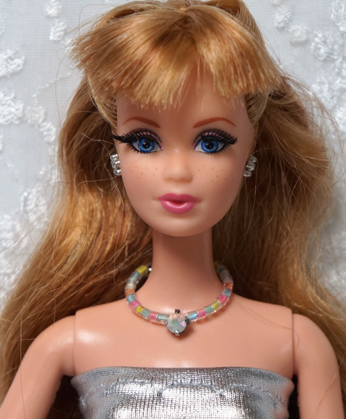 Šperk pro Barbie s kamínkem — foto 2