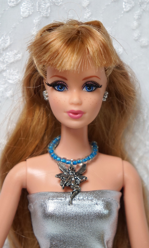 Náhrdelník pro Barbie s vílou — foto 2