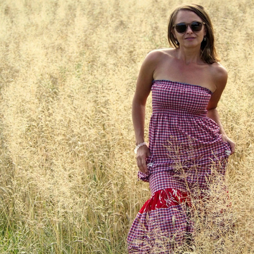 Cizinka... šaty / sukně — foto 6