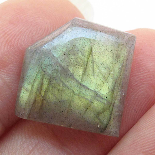 Kabošon labradorit geometrický 20mm — foto 3
