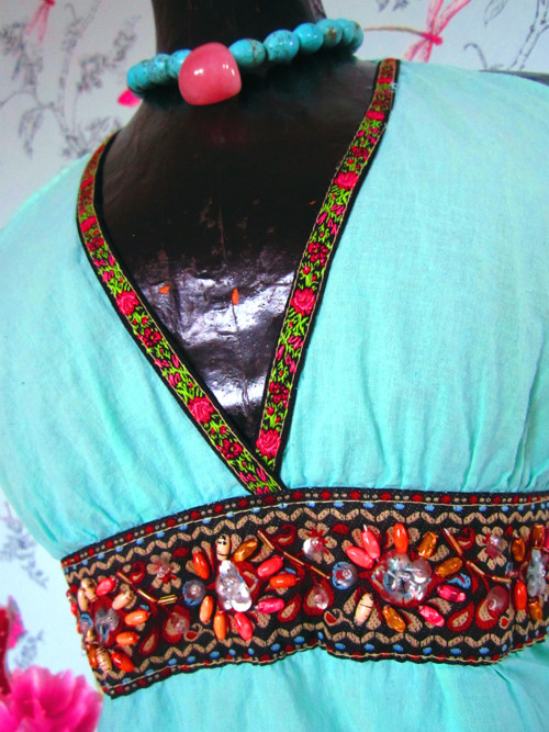 Top v blankytu — foto 4