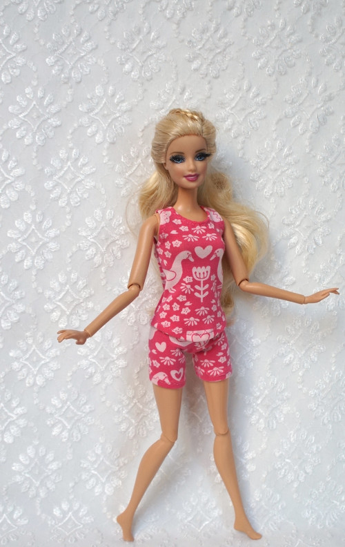 Letní komplet pro Barbie — foto 2