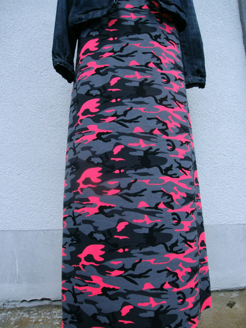 Maskáčka neon - maxi suknice — foto 5