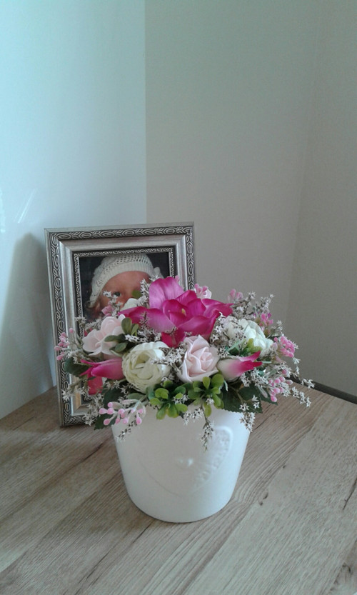 Eustoma a růže — foto 6