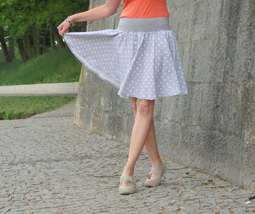 Opravdická kolová, šedé puntíky — foto 5