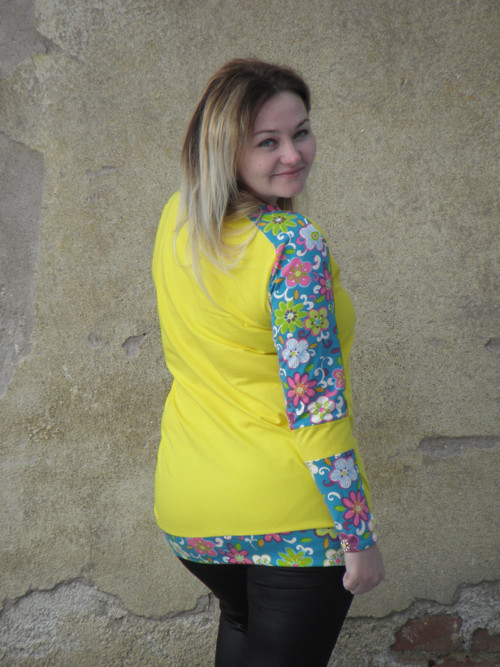 Sluníčkové triko — foto 4