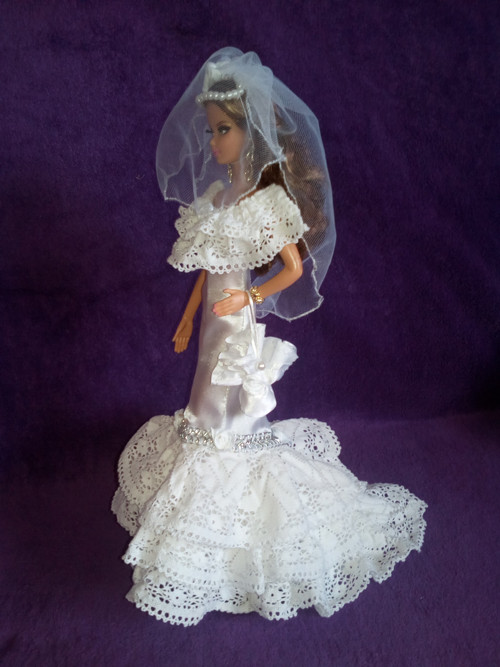 Svatební šaty pro Barbie — foto 2
