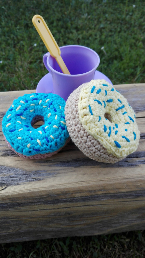 Háčkovaná cukrovinka - donuty větší — foto 3