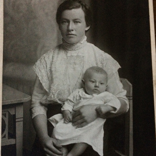 Maminka se synem - kabinetka — foto 2