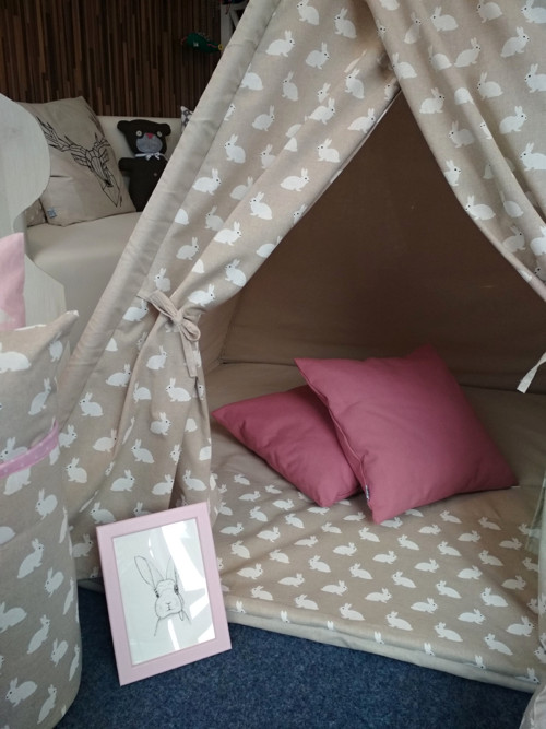Dětské teepee bílí králíčci na režné — foto 2