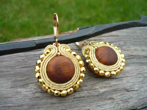 Soutache Náušnice "WOOD" Zlaté mini — foto 2