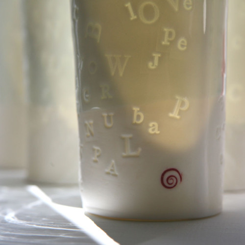 Prosvítavý abc (porcelán) — foto 3