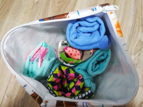 Praktická taštička do kabelky — foto 2
