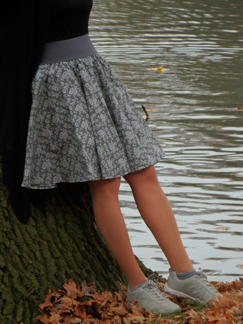 Opravdická kolová, šedý kvítek — foto 3